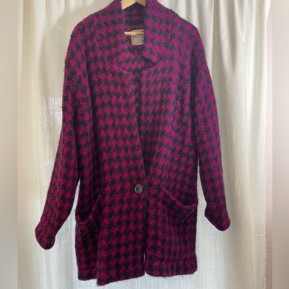 Vintage Mohair coat in pink and black houndstooth size L
